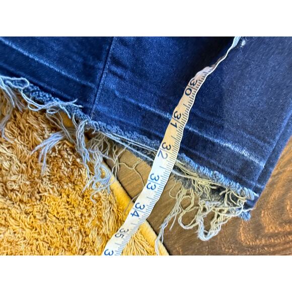KanCan Split Front Flare Leg Raw Hem Jeans Size 11/29 - Picture 11 of 11